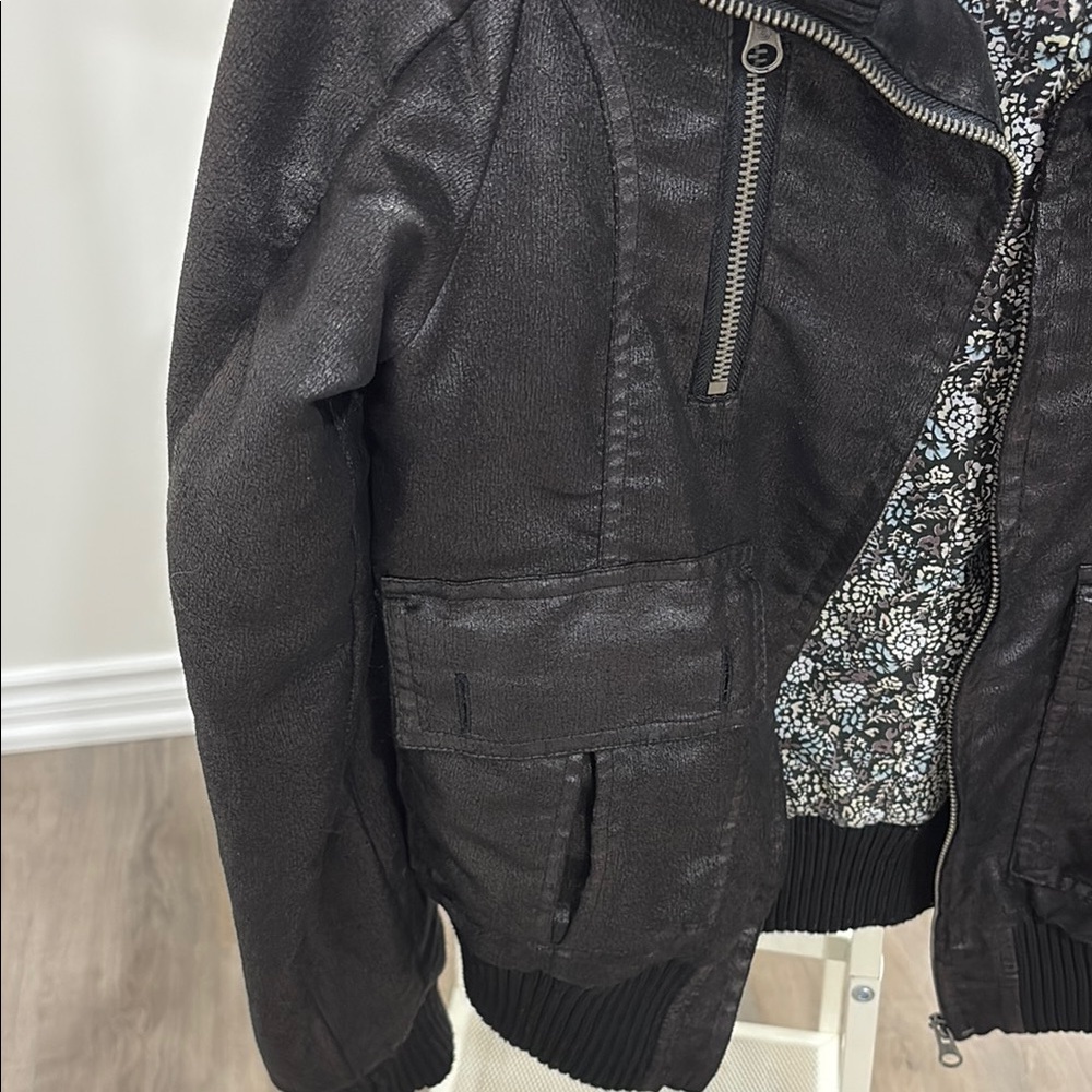 Element women’s soft leather Black Jacket - Picture 4 of 8